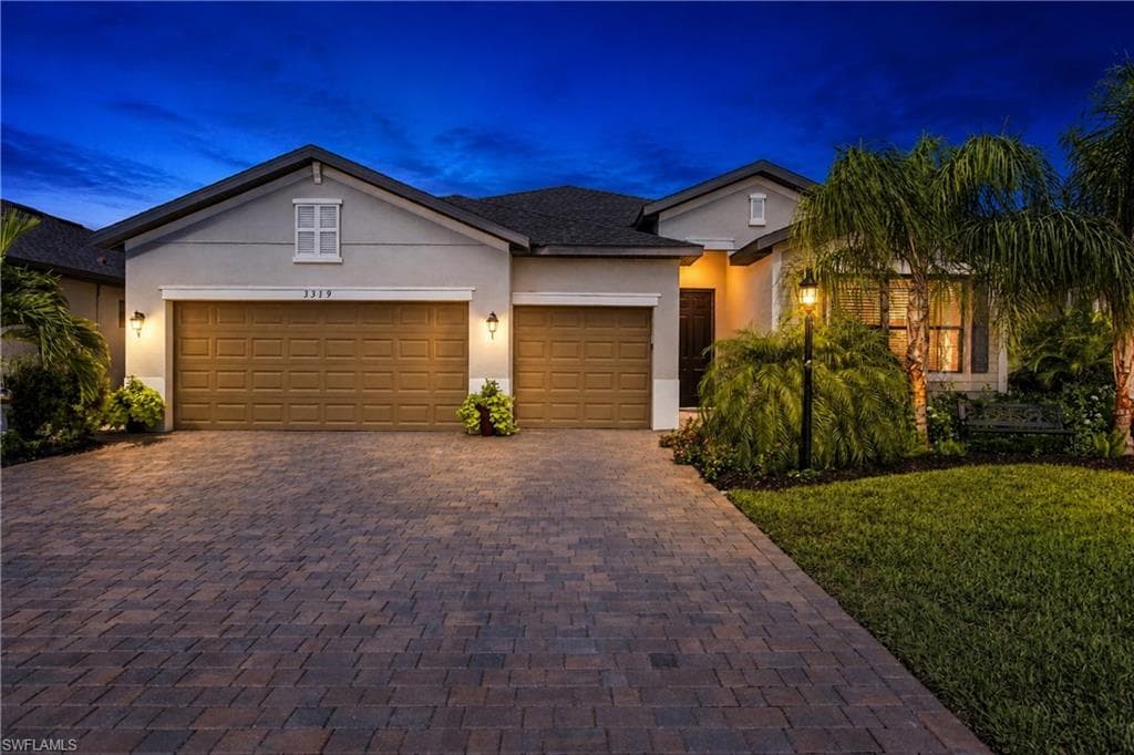 3319 Antilla CT FORT MYERS, FL 33905