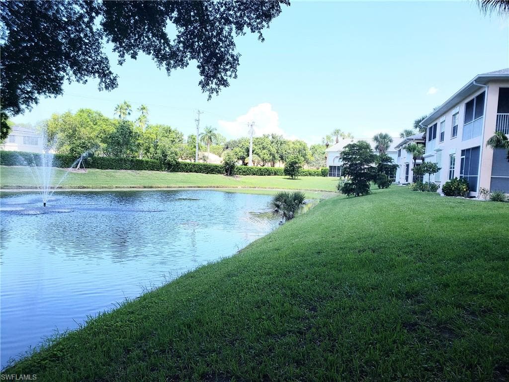 661 Wiggins Lake DR 201 NAPLES, FL 34110