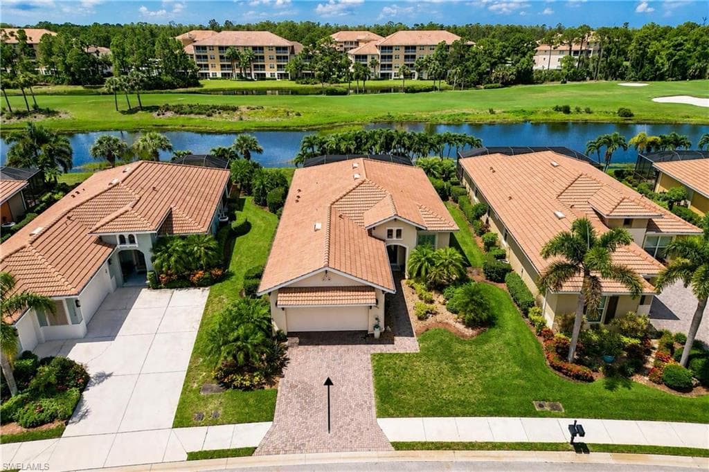 10566 Carena CIR FORT MYERS, FL 33913