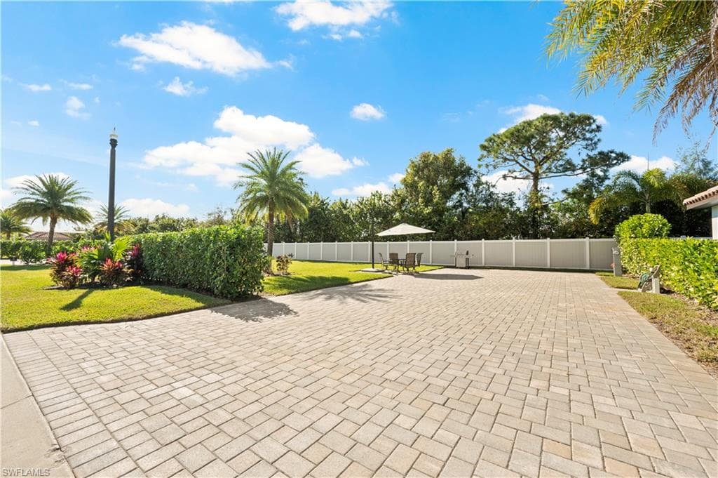 13220 Golden Palms CIR FORT MYERS, FL 33913