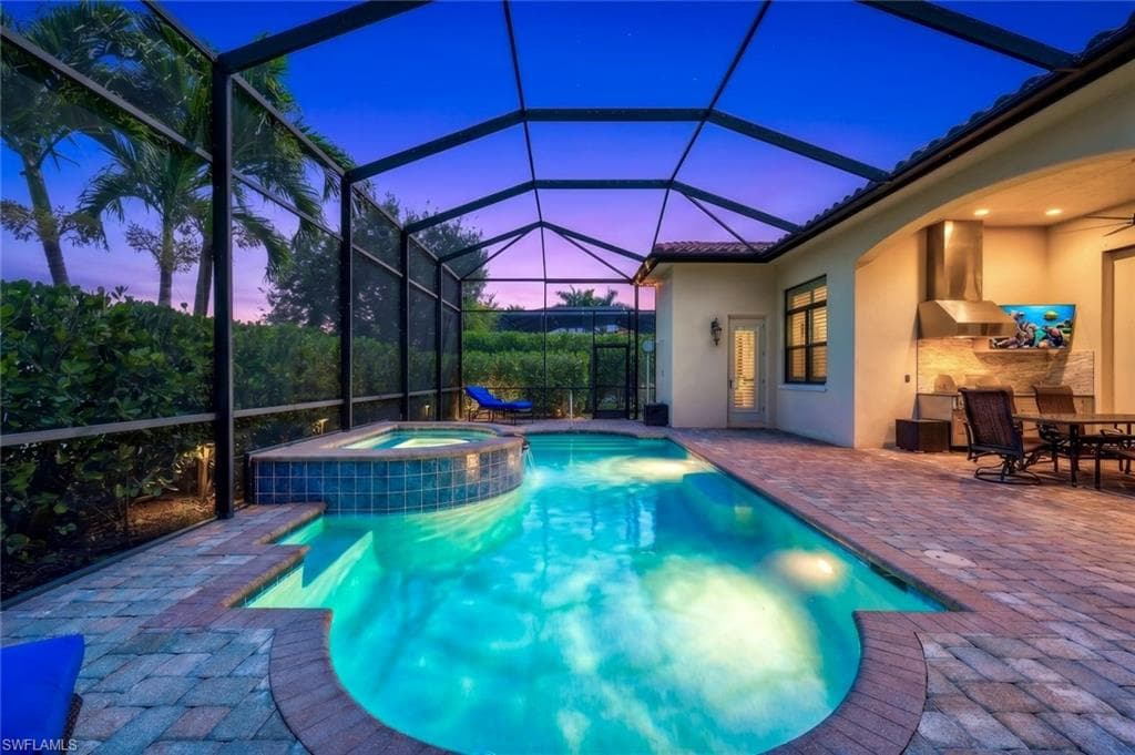 9461 Napoli LN NAPLES, FL 34113
