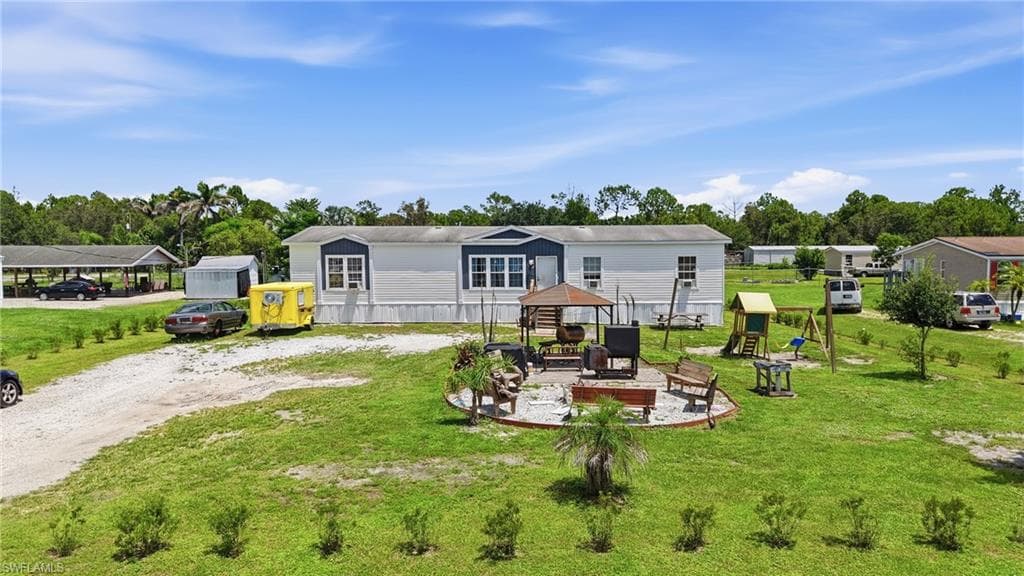 3621 Dustin DR LABELLE, FL 33935