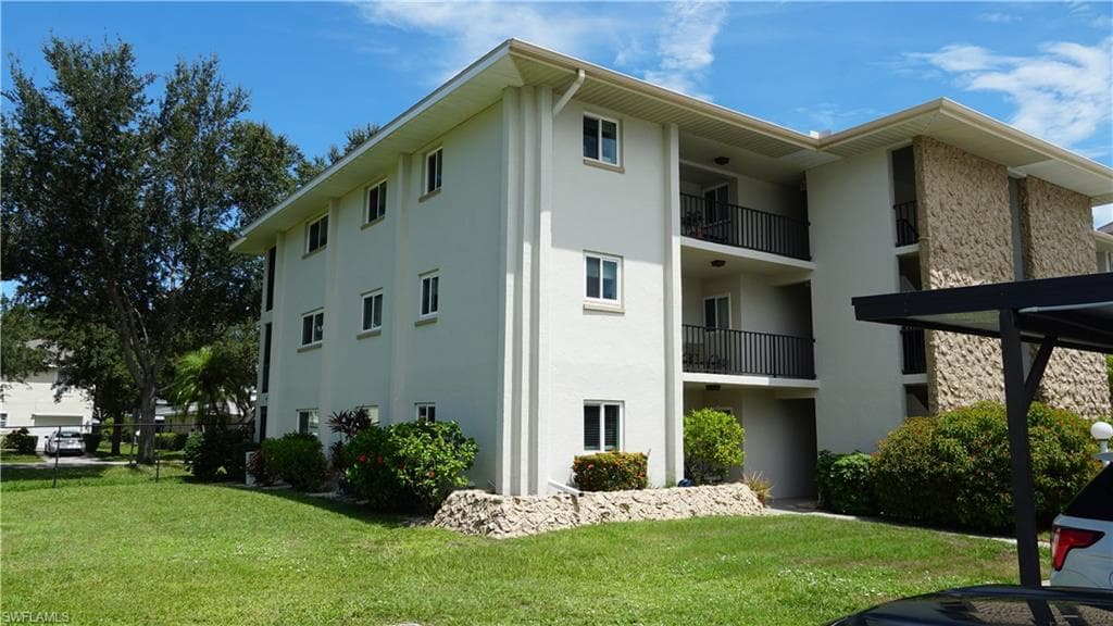 2100 Barkeley LN 1 FORT MYERS, FL 33907