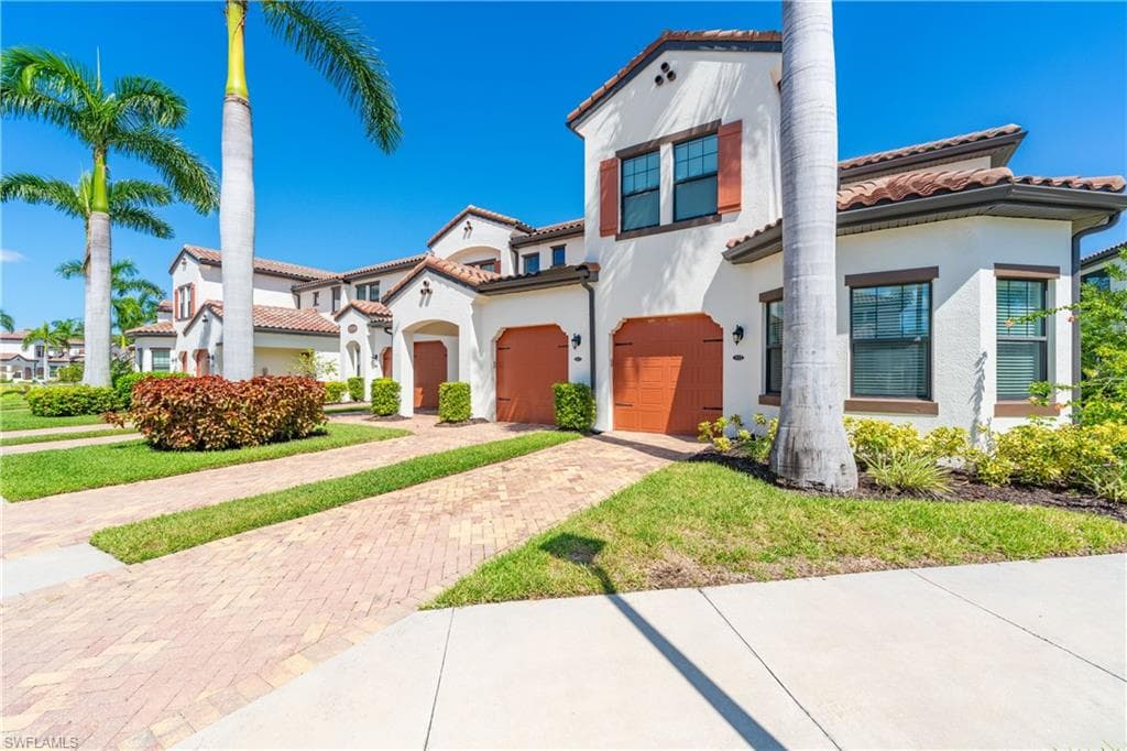 15145 Palmer Lake CIR 103 NAPLES, FL 34109