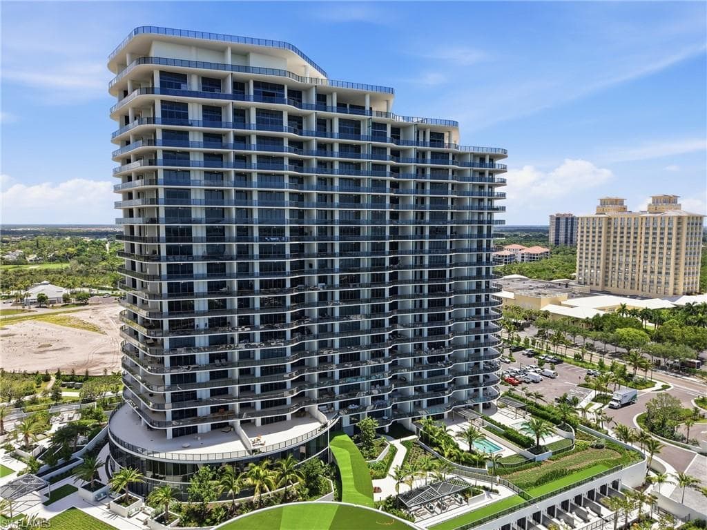 5100 Seagrass BLVD 306 BONITA SPRINGS, FL 34134
