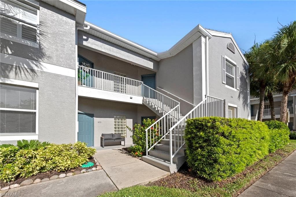 12061 Summergate CIR 204 FORT MYERS, FL 33913