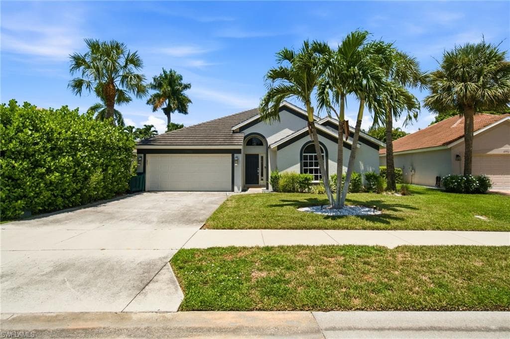6988 Burnt Sienna CIR NAPLES, FL 34109