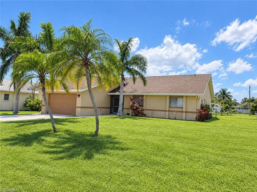 3506 Country Club BLVD CAPE CORAL, FL 33904