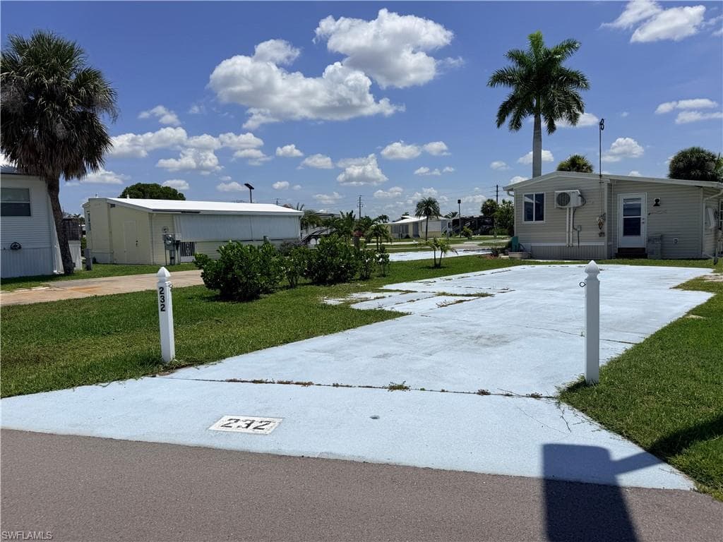 19681 Summerlin #232 RD FORT MYERS, FL 33908