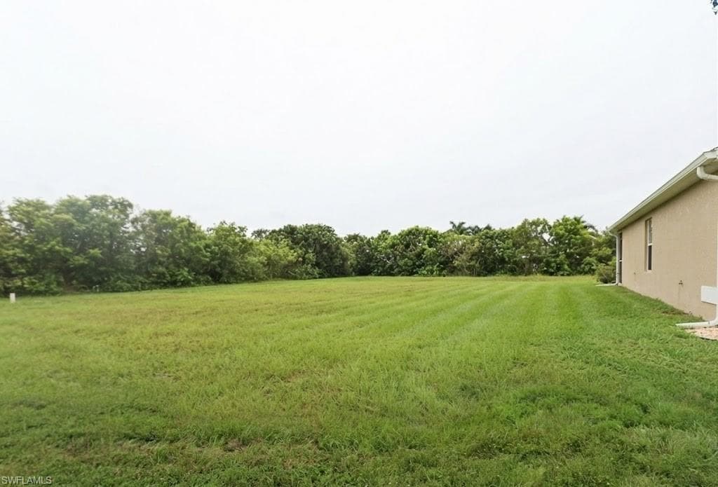 2718 SW 38th TER CAPE CORAL, FL 33914
