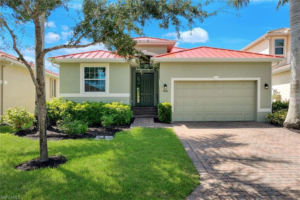 8649 Banyan Bay BLVD FORT MYERS, FL 33908