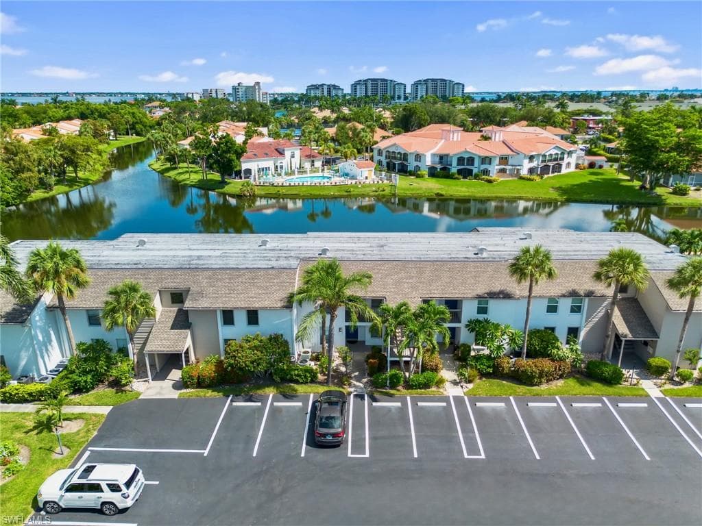 5471 PEPPERTREE DR 7 FORT MYERS, FL 33908