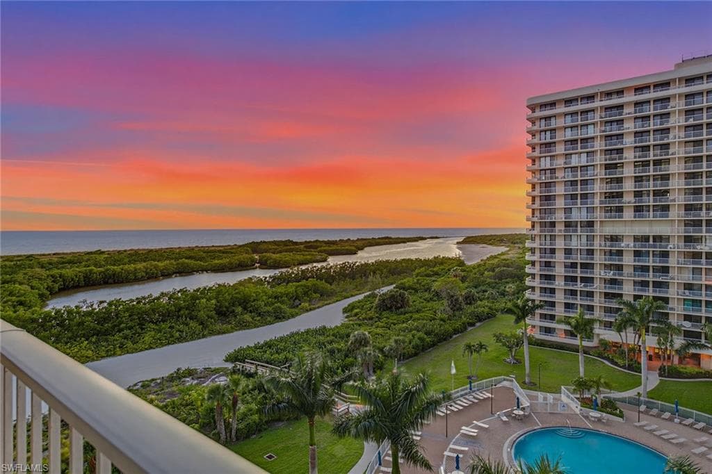 380 Seaview CT 908 MARCO ISLAND, FL 34145