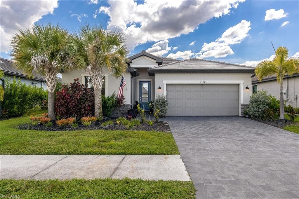 13845 Pine Lodge LN FORT MYERS, FL 33913
