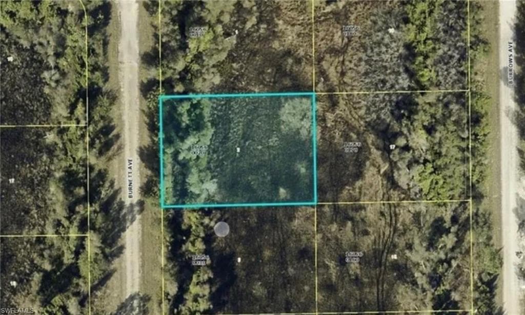 851 Burnett AVE LEHIGH ACRES, FL 33974