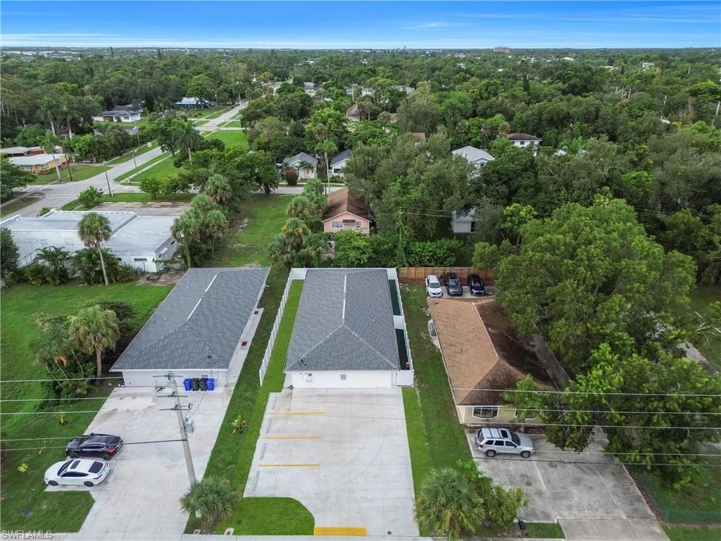 2156/2158 Edison AVE FORT MYERS, FL 33901