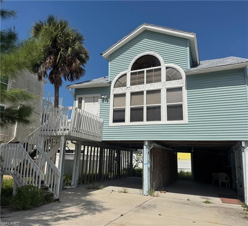 225 Fairweather LN FORT MYERS BEACH, FL 33931