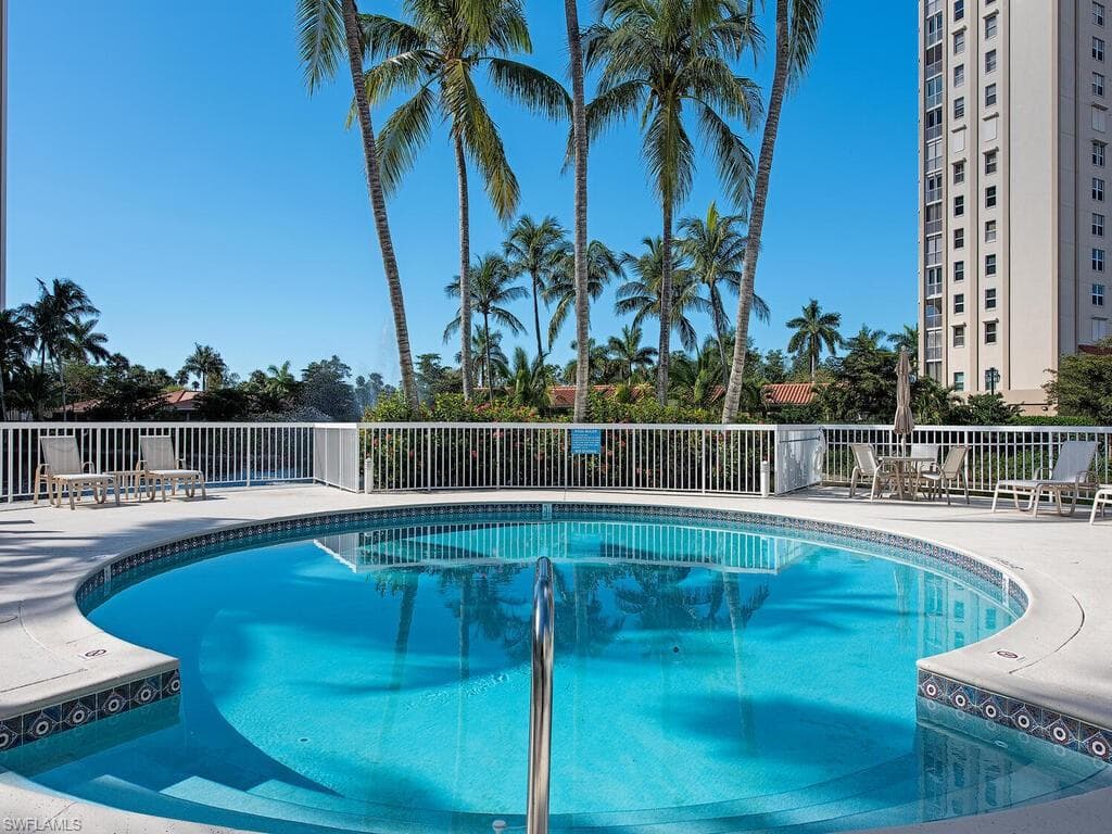 6537 Marissa LOOP 10 NAPLES, FL 34108