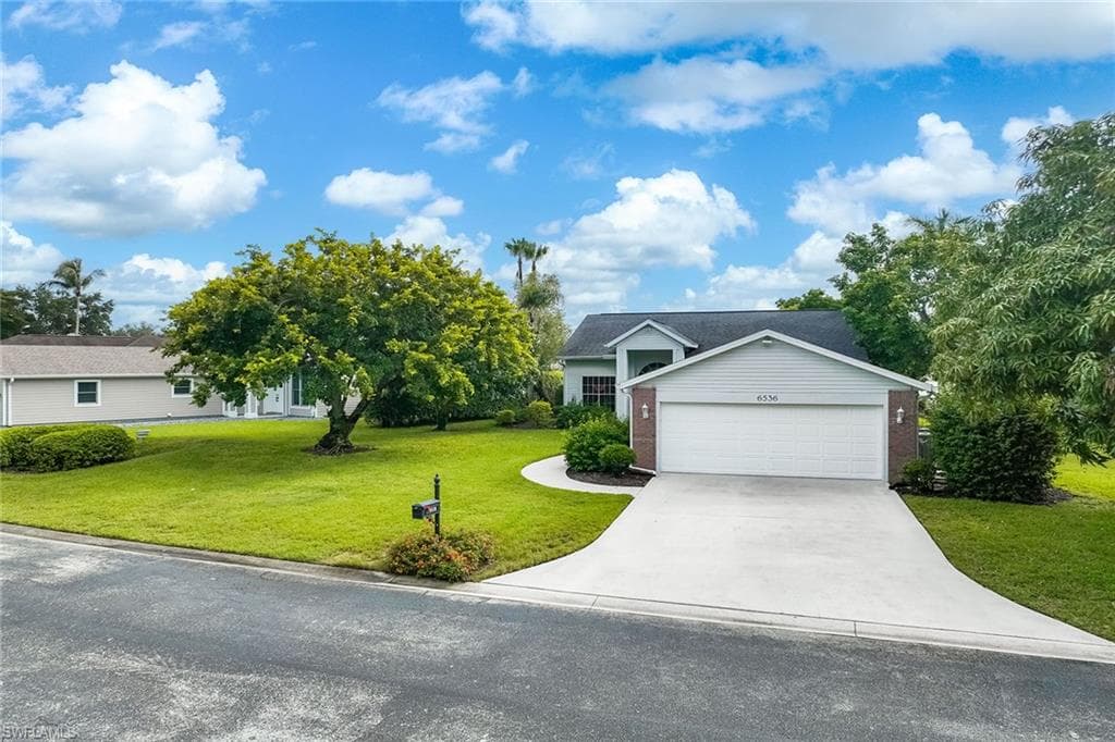 6536 Ilex CIR NAPLES, FL 34109