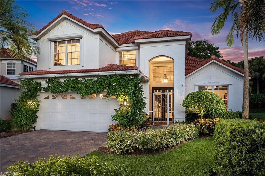 8900 Ventura WAY NAPLES, FL 34109