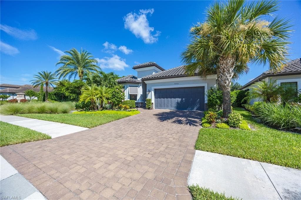 9356 Montelanico LOOP NAPLES, FL 34119
