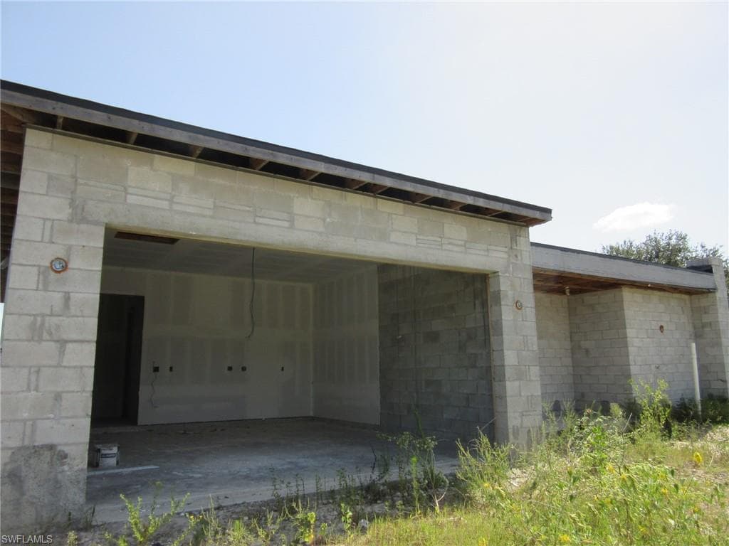 3731 13th ST W LEHIGH ACRES, FL 33971