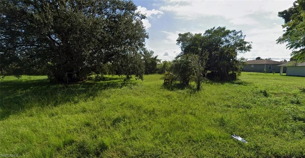 2043 Jaylen Watkins ST FORT MYERS, FL 33916