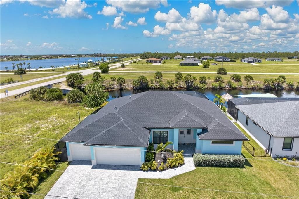 3726 NW 42nd PL CAPE CORAL, FL 33993