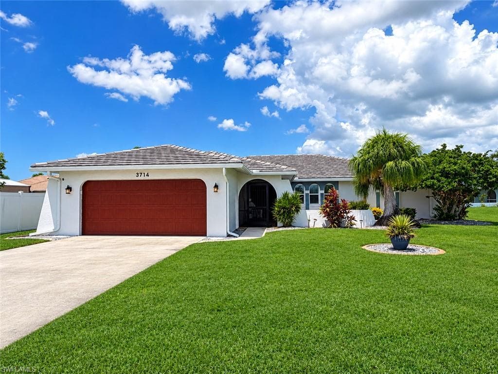 3714 SE 12th CT CAPE CORAL, FL 33904