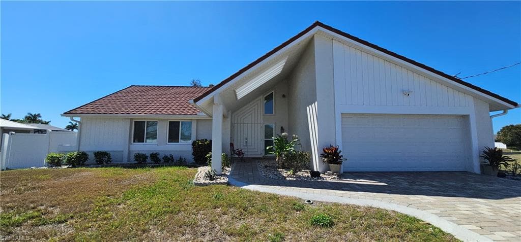 420 SE 15th TER CAPE CORAL, FL 33990