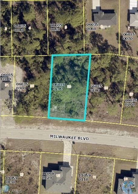 927 Milwaukee BLVD LEHIGH ACRES, FL 33974