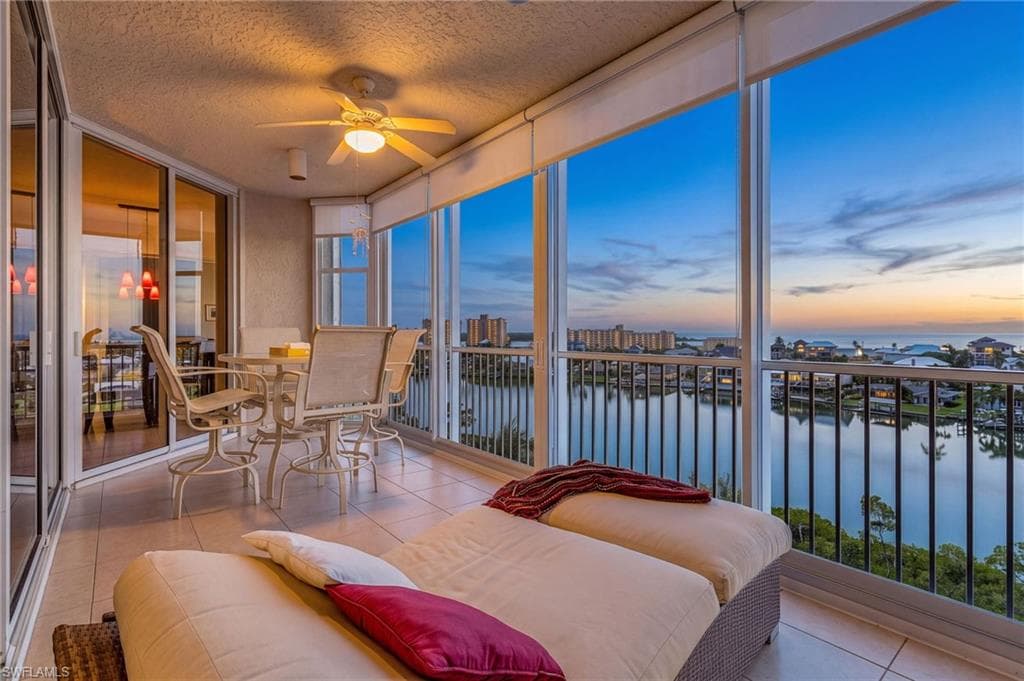 4192 Bay Beach LN 872 FORT MYERS BEACH, FL 33931