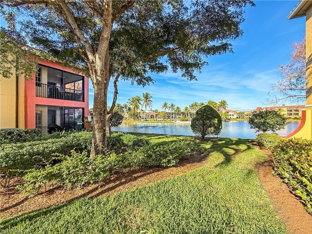 8524 Via Lungomare CIR 201 ESTERO, FL 33928