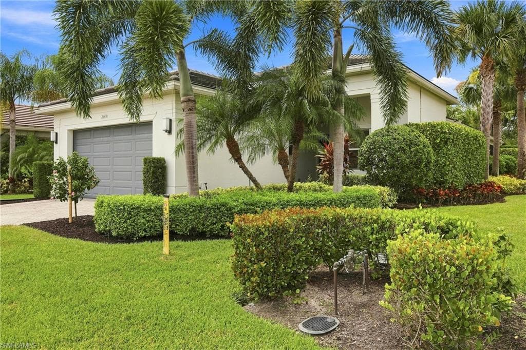 28410 Capraia DR BONITA SPRINGS, FL 34135