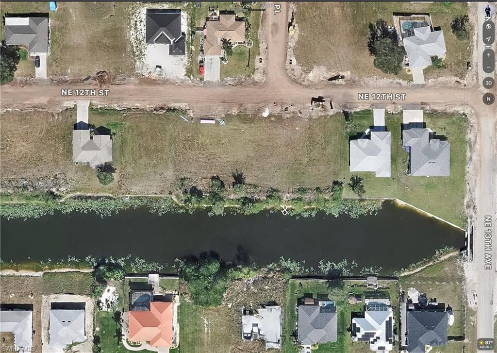 1212 NE 12th ST CAPE CORAL, FL 33909