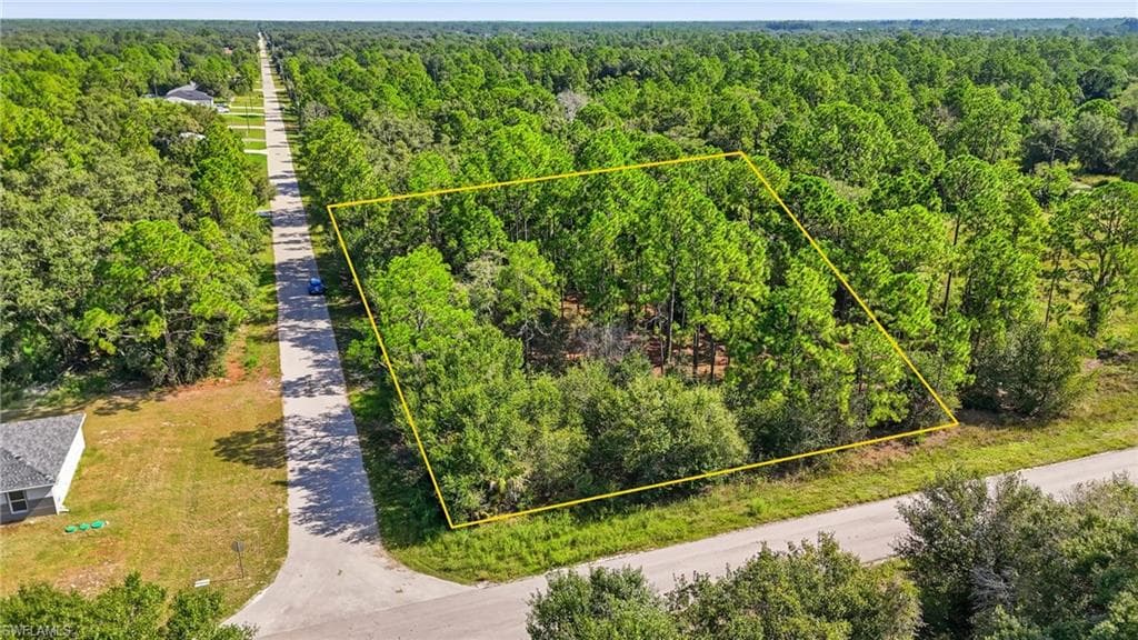 3201 E 14th ST LEHIGH ACRES, FL 33972