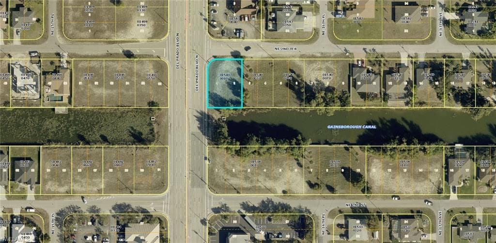 1602 NE 2nd TER CAPE CORAL, FL 33909