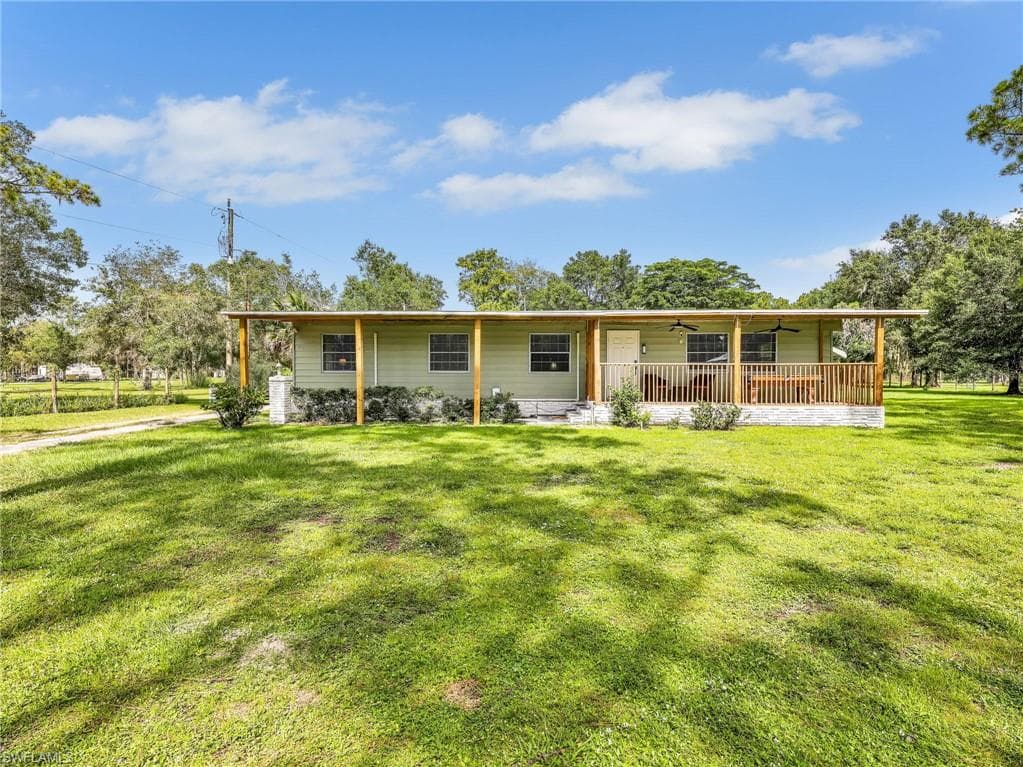 5741 Neal RD FORT MYERS, FL 33905