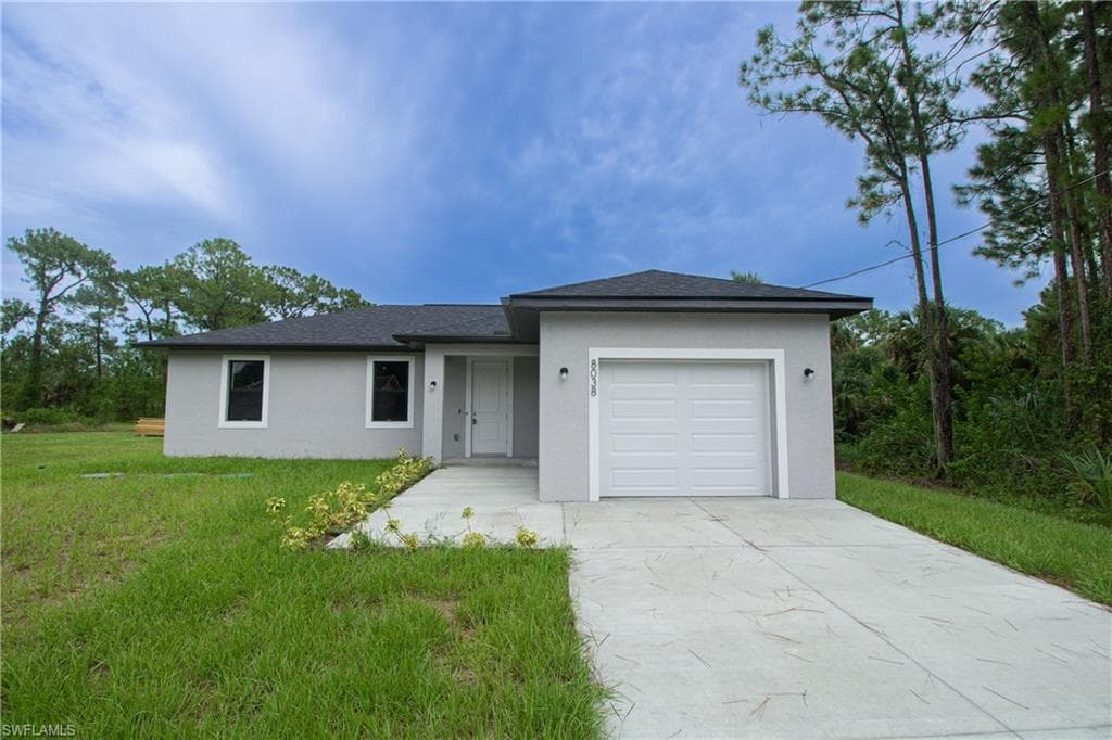 8038 Rolling CIR LABELLE, FL 33935