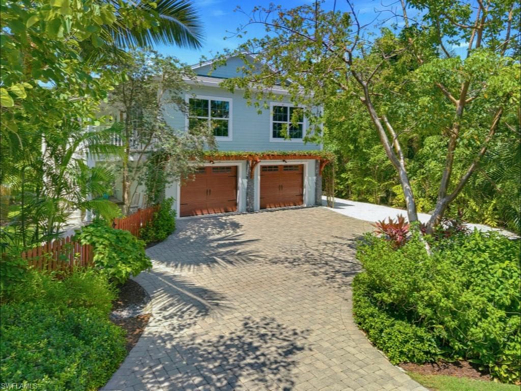 2023 Mills LN NAPLES, FL 34112