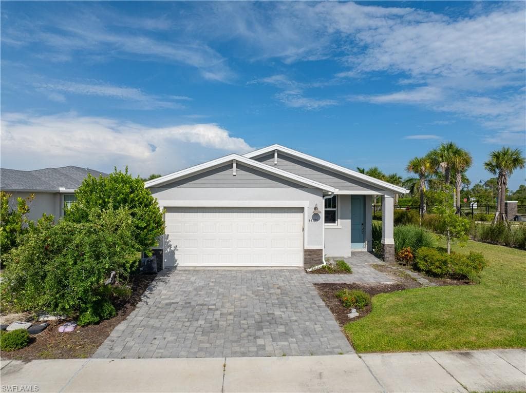 44125 Frontier DR PUNTA GORDA, FL 33982