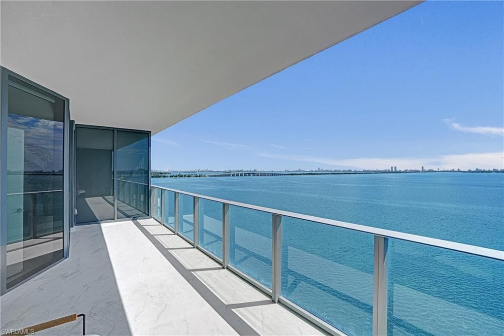 700 NE 24TH ST 806 MIAMI, FL 33137