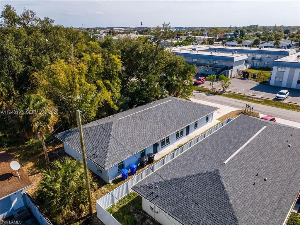 1904/1906 French ST FORT MYERS, FL 33916