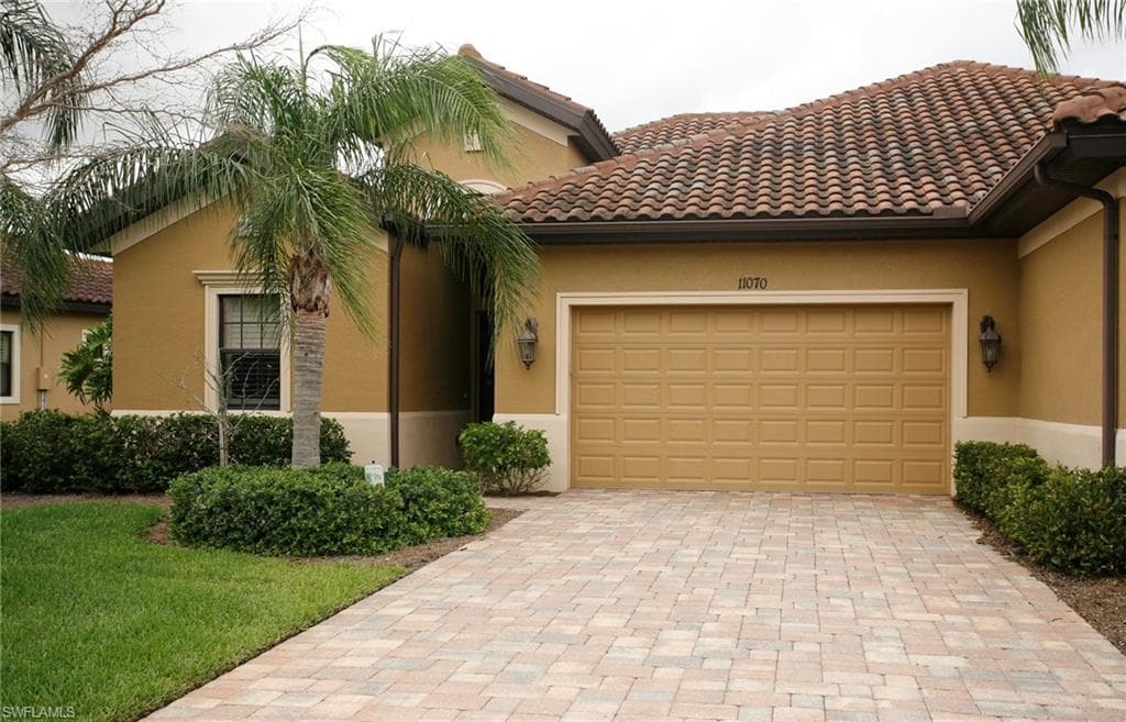 11070 Esteban DR FORT MYERS, FL 33912