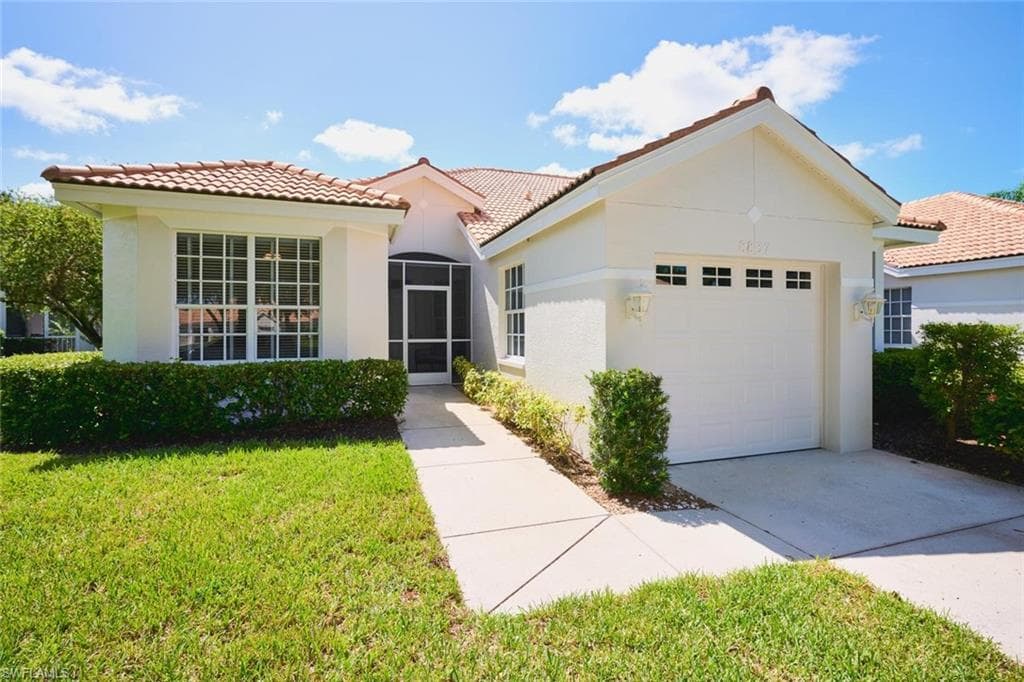 8837 E Bay CIR FORT MYERS, FL 33908