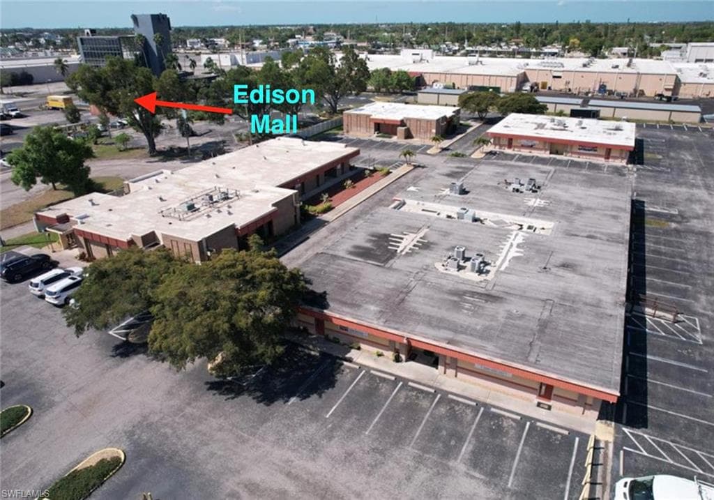 3900 Broadway FORT MYERS, FL 33901