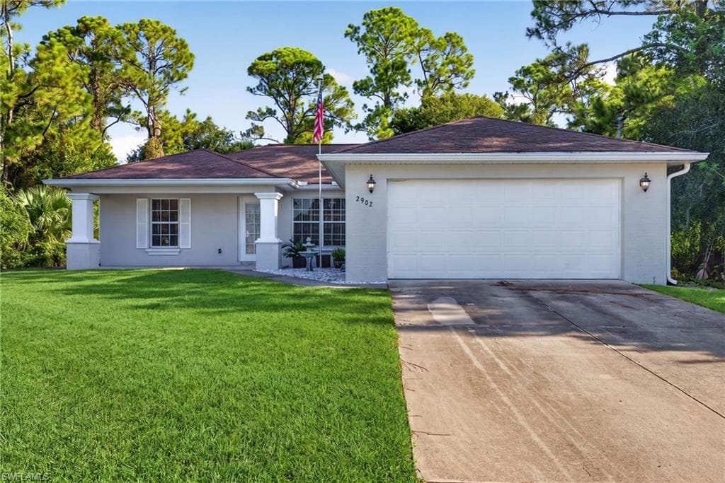2902 49th ST W LEHIGH ACRES, FL 33971