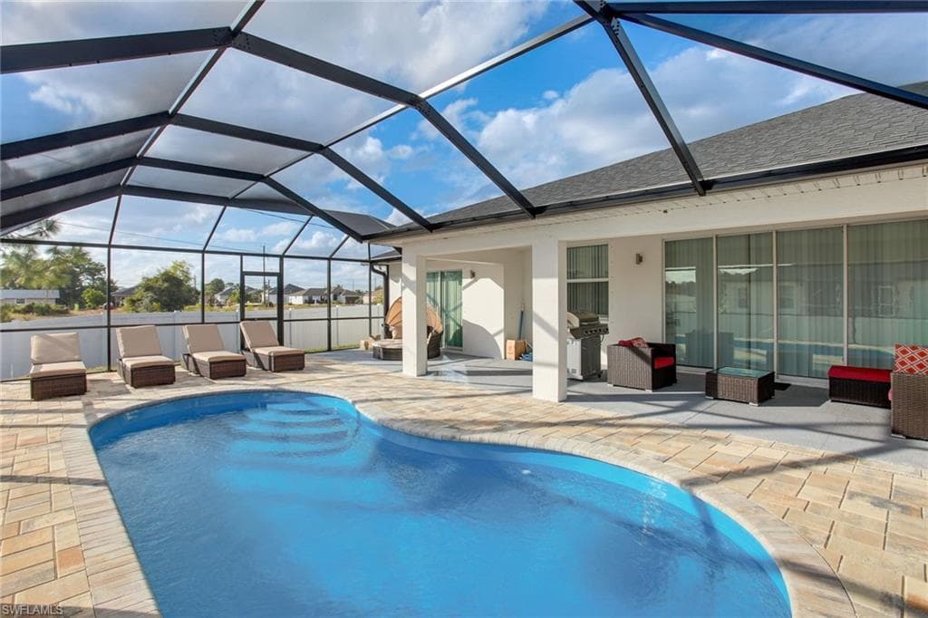 5307 6th ST W LEHIGH ACRES, FL 33971