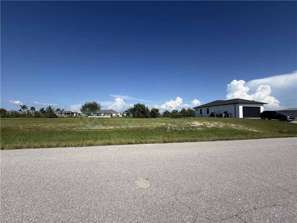 129 NW 24th AVE CAPE CORAL, FL 33993