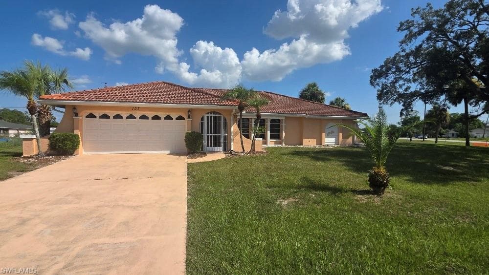 137 Dania CIR LEHIGH ACRES, FL 33936